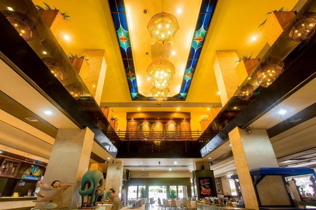 Pailyn Phitsanulok Hotel Ngoại thất bức ảnh