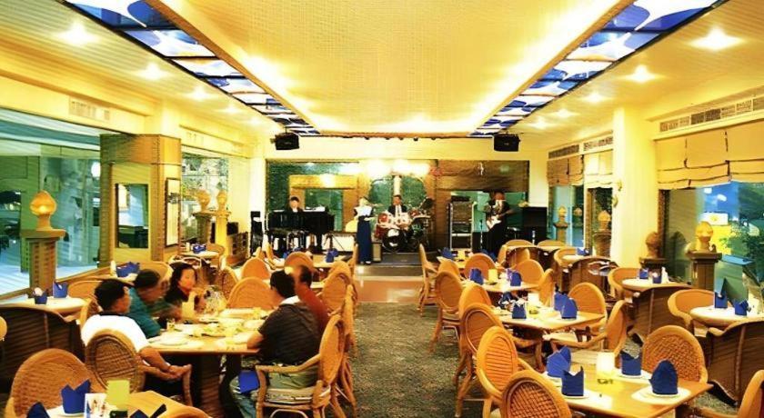 Pailyn Phitsanulok Hotel Ngoại thất bức ảnh