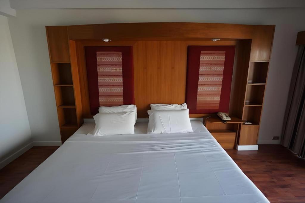 Pailyn Phitsanulok Hotel Ngoại thất bức ảnh