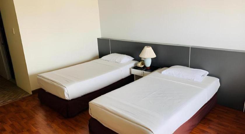 Pailyn Phitsanulok Hotel Ngoại thất bức ảnh