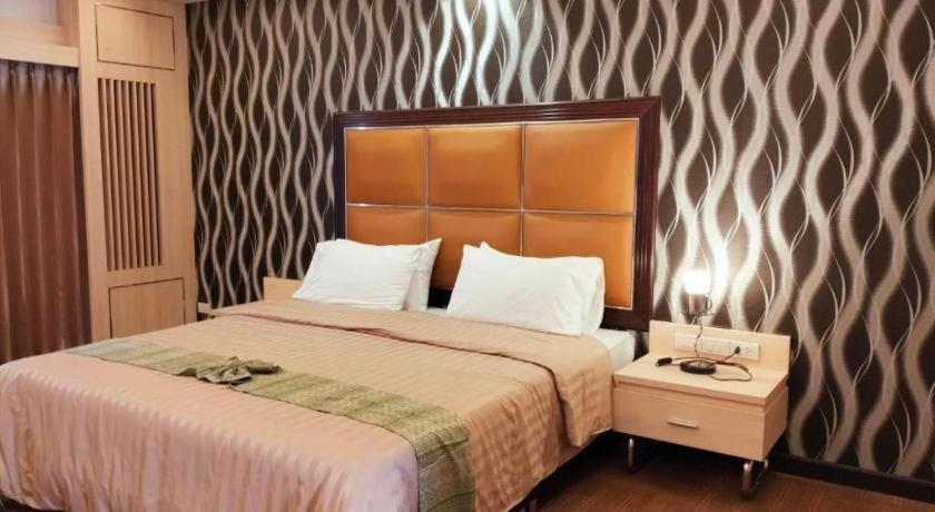 Pailyn Phitsanulok Hotel Ngoại thất bức ảnh