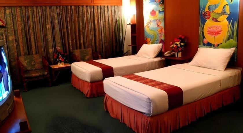 Pailyn Phitsanulok Hotel Ngoại thất bức ảnh